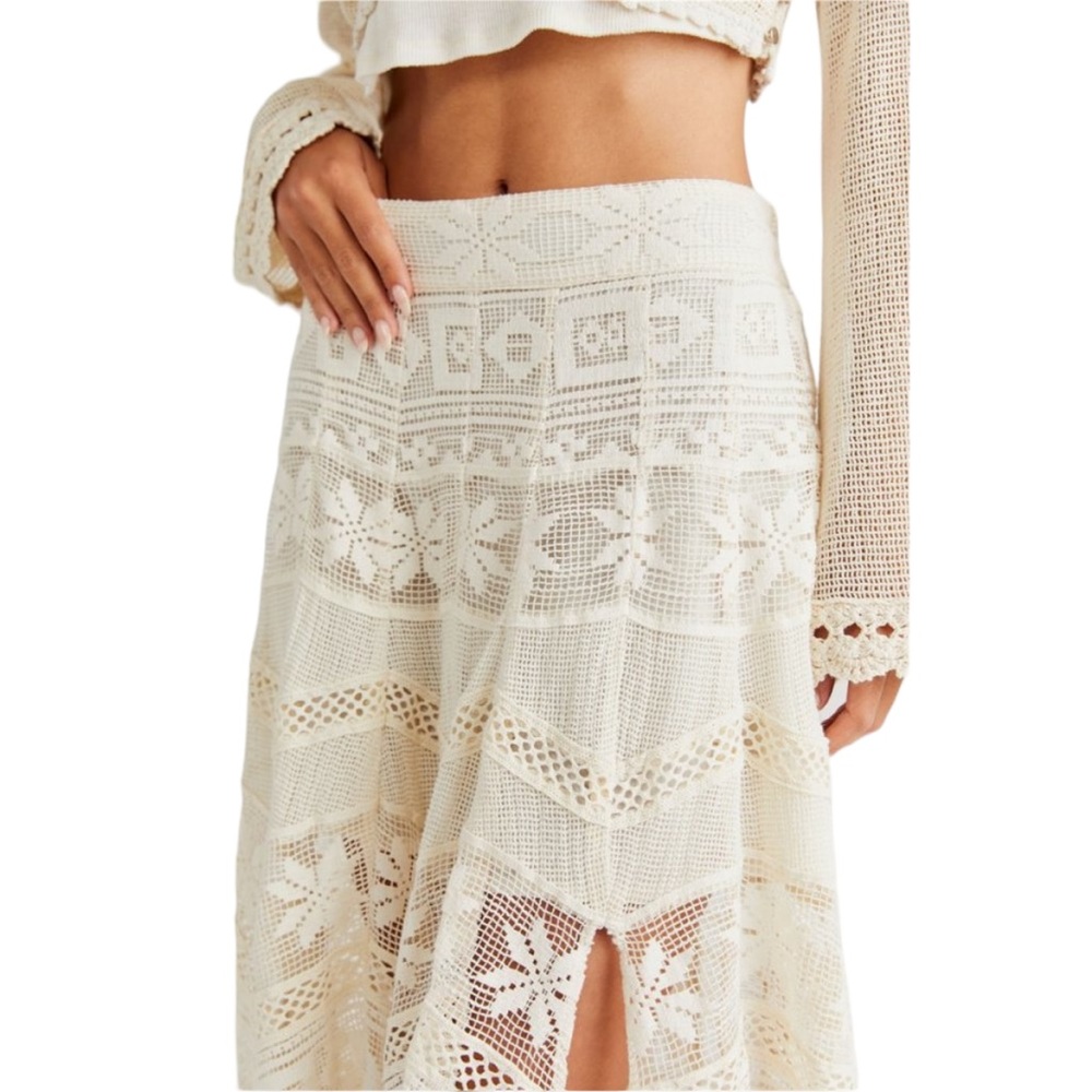 NWT FREE PEOPLE Rebel Maxi Skirt in Tofu size Medium - Picture 3 of 5